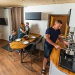 Au Chateau De Bed & Breakfast 3*