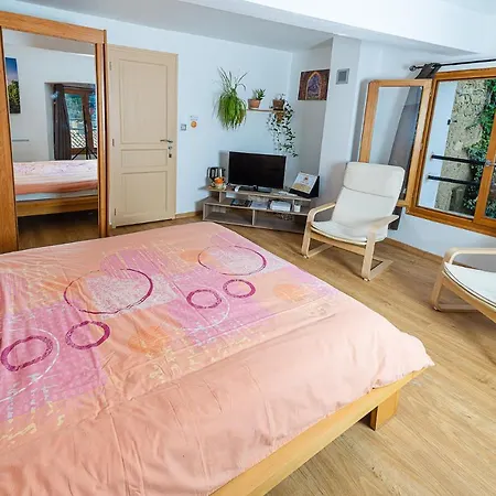 Au Chateau De 3*
