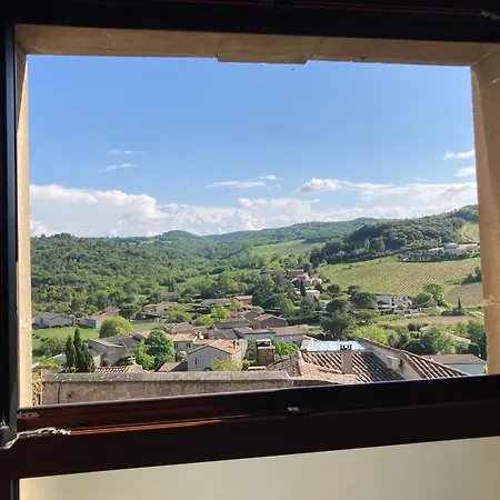 Au Château De 3*