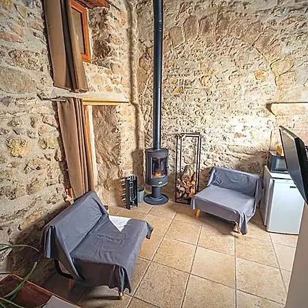 Bed & Breakfast Au Chateau De Villelongue-d'Aude