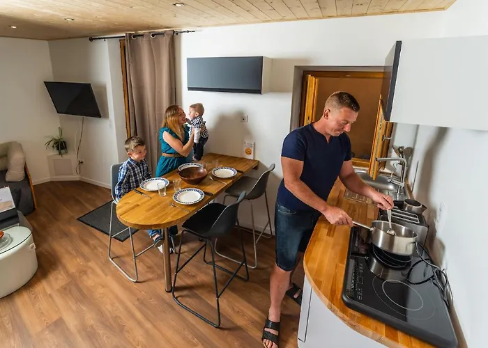 Au Chateau De Frühstückspension Villelongue-d'Aude